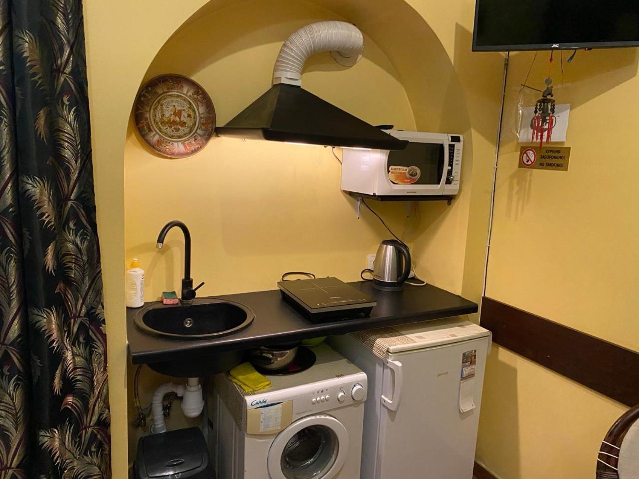Apartmenti Near Opera Theater Apartment